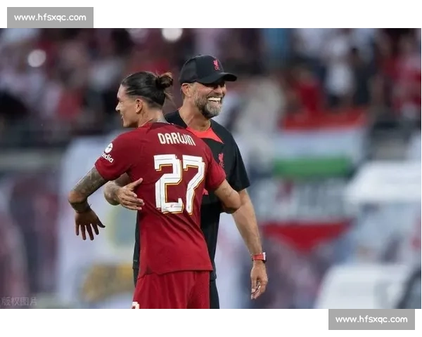 托雷斯中国行 Day2 燃爆山城！颠球神技 + 友谊赛献技，球迷热情掀翻现场